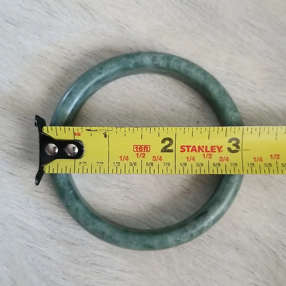 Natural Jade Bangle - Picture 8 of 9